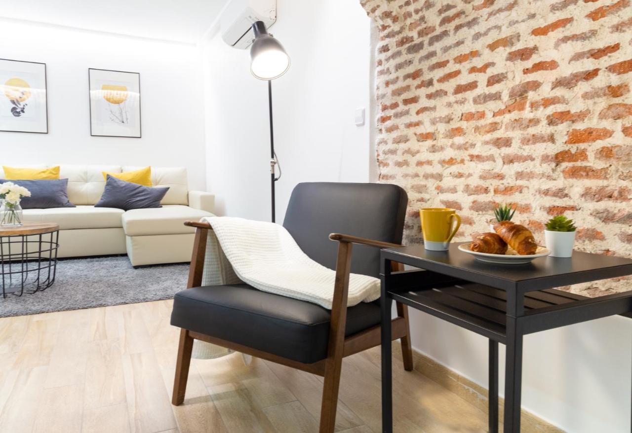 La Alcazaba Apartment Madrid Exterior photo
